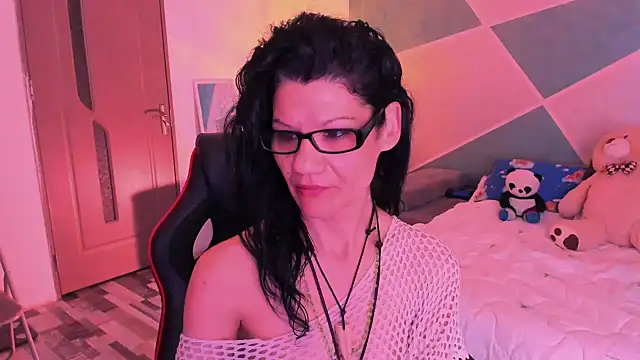 SweetSin40 online show from 24, 4, 2026