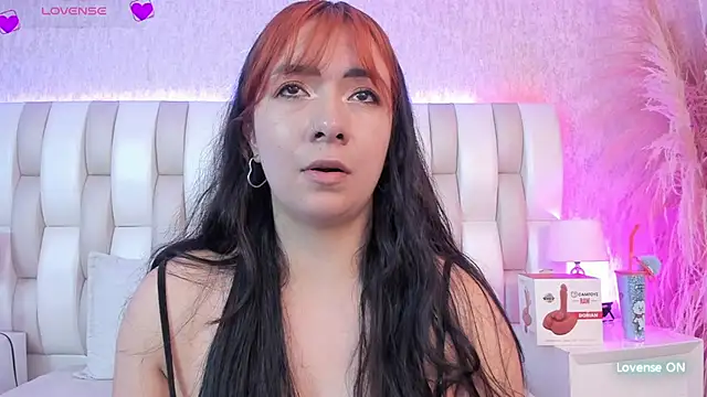 Ari lynn  online show from 23, 4, 2026