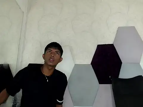 Mick storm online show from 7, 11, 2025