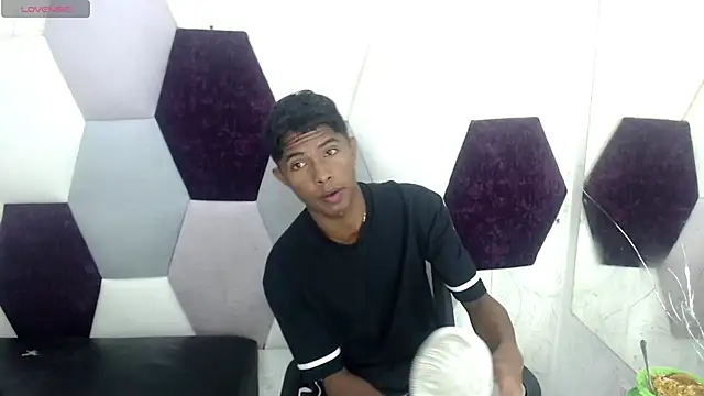 Mick storm online show from 7, 2, 2026