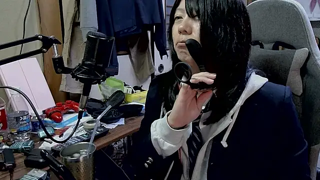 Snapshot of harinyanxxx chatting on 23, 3, 2026 harinyanxxx online show from 23, 3, 2026