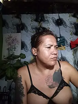 Snapshot of trishacummerts chatting on 11, 6, 2026 trishacummerts online show from 11, 6, 2026
