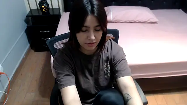 1evelinewood online show from 17, 3, 2026