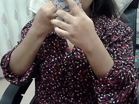 SexyRani2000 online show from 2, 2, 2026