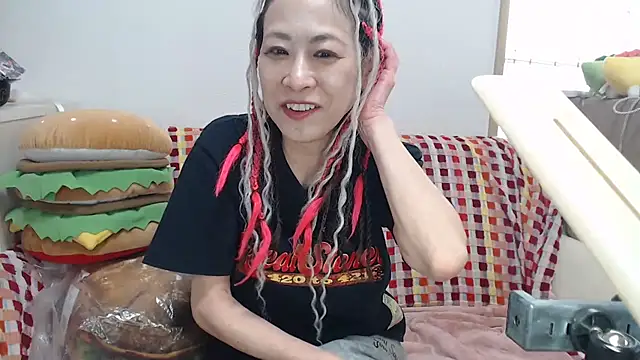 Snapshot of jyuse000ryuse chatting on 11, 6, 2026 jyuse000ryuse online show from 11, 6, 2026