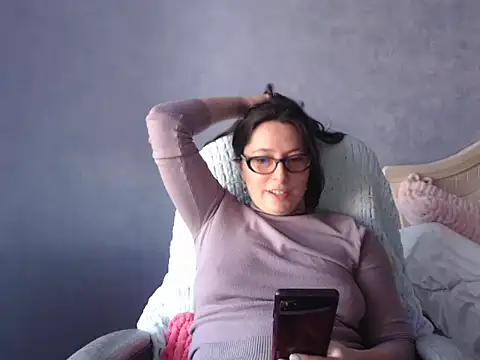 LuckyLisa23 online show from 25, 4, 2026