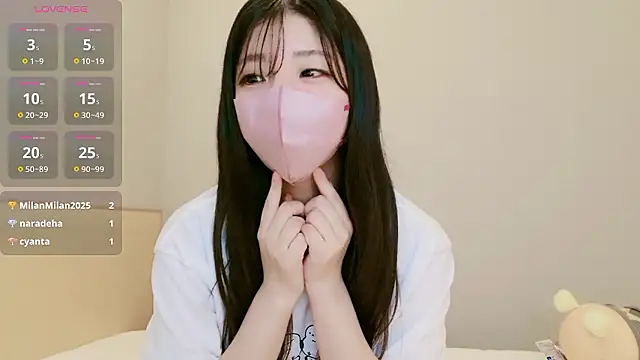 Snapshot of Rin_chan_77 chatting on 21, 11, 2025 Rin chan 77 online show from 21, 11, 2025