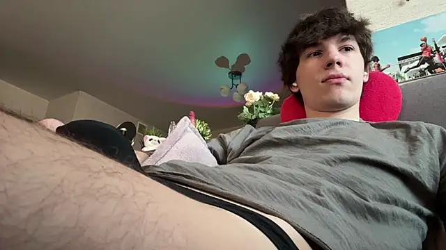 Jeremy1Scott online show from 7, 3, 2026