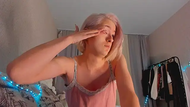 EdenVixen online show from 18, 11, 2025