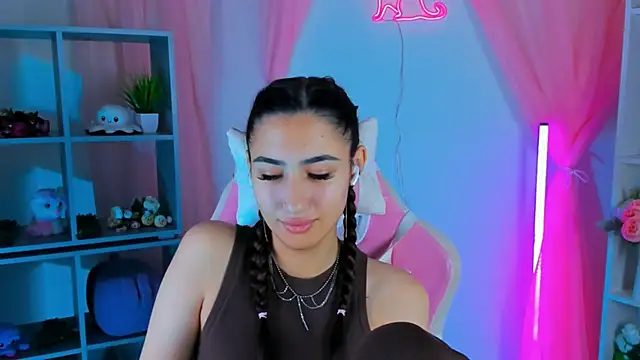 RebeckaThornton online show from 14, 11, 2025