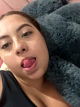 Emily Joee online show from 26, 11, 2025