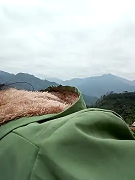 nat-tri online show from 24, 11, 2025