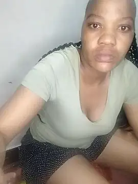 Snapshot of CaramelBoootie chatting on 27, 11, 2025 CaramelBoootie online show from 27, 11, 2025