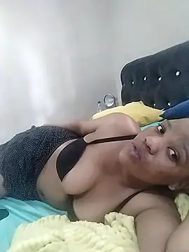 Snapshot of CaramelBoootie chatting on 11, 1, 2026 CaramelBoootie online show from 11, 1, 2026