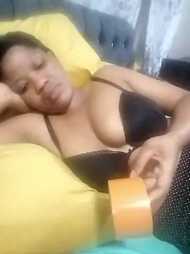 Snapshot of CaramelBoootie chatting on 14, 1, 2026 CaramelBoootie online show from 14, 1, 2026