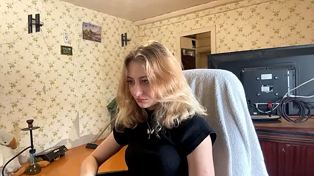 AmeliLia online show from 3, 3, 2026