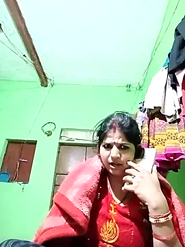 Karishma cute online show from 19, 11, 2025