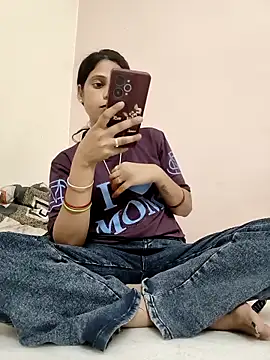 Nitya hot online show from 5, 4, 2026