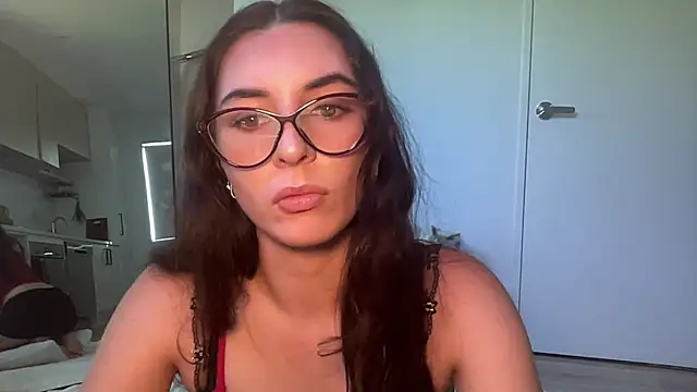 mollyy2006 online show from 19, 3, 2026