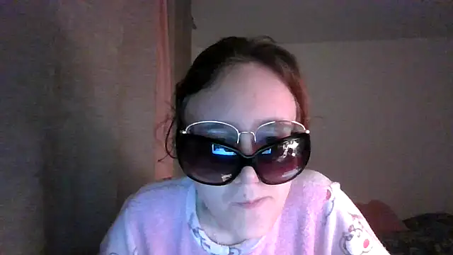 Snapshot of LuckySLove chatting on 31, 1, 2026 LuckySLove online show from 31, 1, 2026