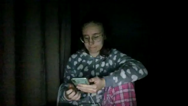 Snapshot of LuckySLove chatting on 24, 2, 2026 LuckySLove online show from 24, 2, 2026