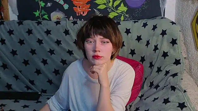 Snapshot of ReincarnatedAngel chatting on 19, 11, 2025 ReincarnatedAngel online show from 19, 11, 2025