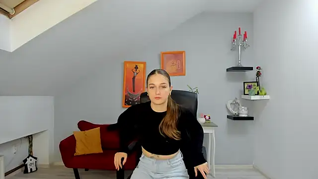 Snapshot of AnneWilsonn chatting on 13, 10, 2025 AnneWilsonn online show from 13, 10, 2025