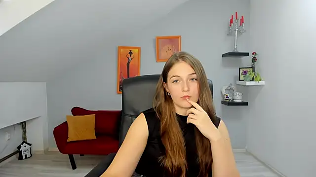 Snapshot of AnneWilsonn chatting on 14, 10, 2025 AnneWilsonn online show from 14, 10, 2025