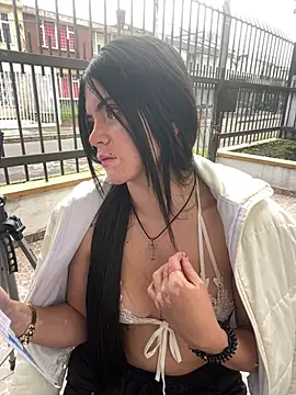 PamelaJonsom  online show from 28, 4, 2026