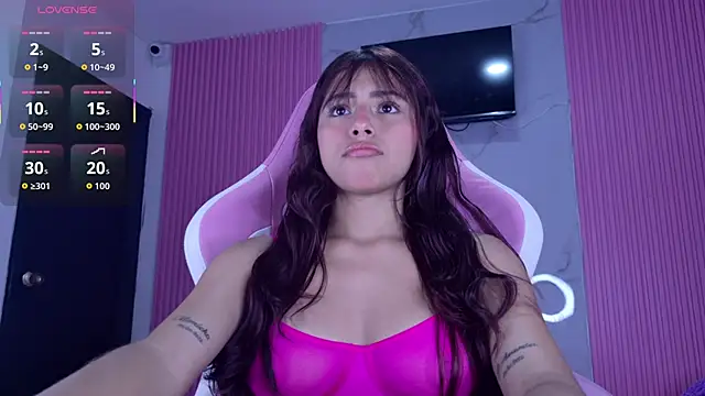 Snapshot of dafne17_ chatting on 15, 11, 2025 dafne17 online show from 15, 11, 2025