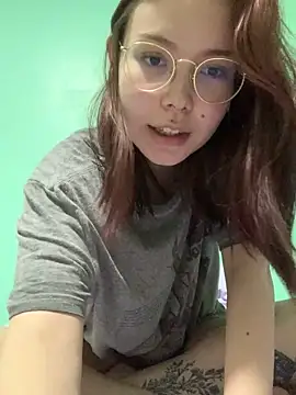 KittyK at online show from 21, 10, 2025