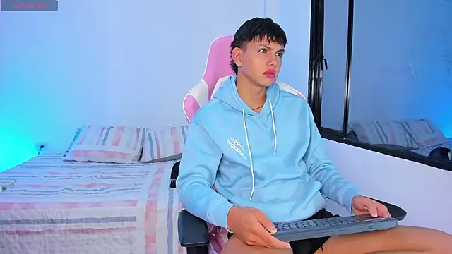 Axel Cody  online show from 5, 2, 2026