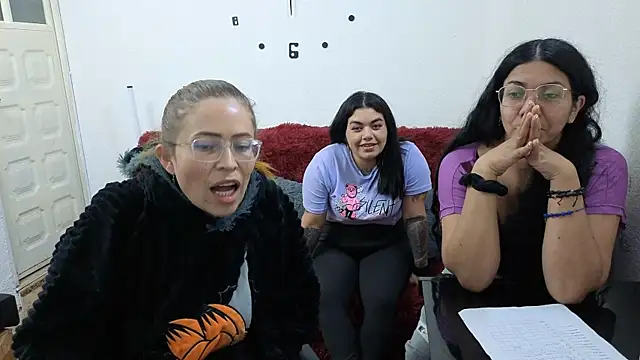 lesb milf online show from 11, 6, 2026