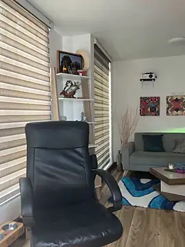 shanabellucy online show from 6, 3, 2026