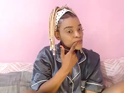 fifiqueen25 online show from 26, 10, 2025