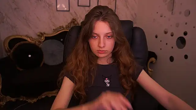CuteeFoxy online show from 12, 6, 2026
