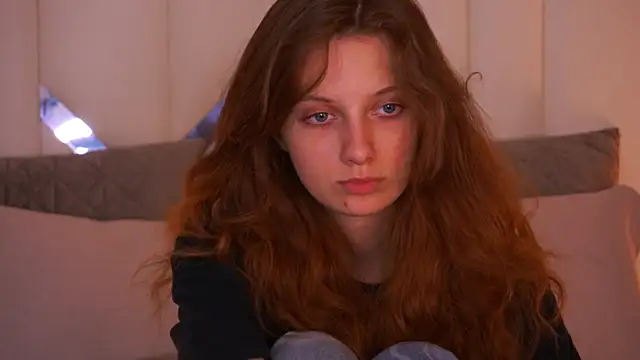 CuteeFoxy online show from 13, 7, 2026