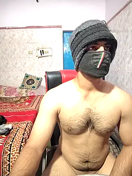 Snapshot of imyoungboymay chatting on 12, 11, 2025 imyoungboymay online show from 12, 11, 2025