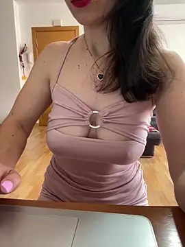 Snapshot of AlanaRius18 chatting on 10, 3, 2026 AlanaRius18 online show from 10, 3, 2026