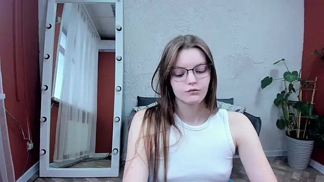 Dear Jessica online show from 25, 11, 2025