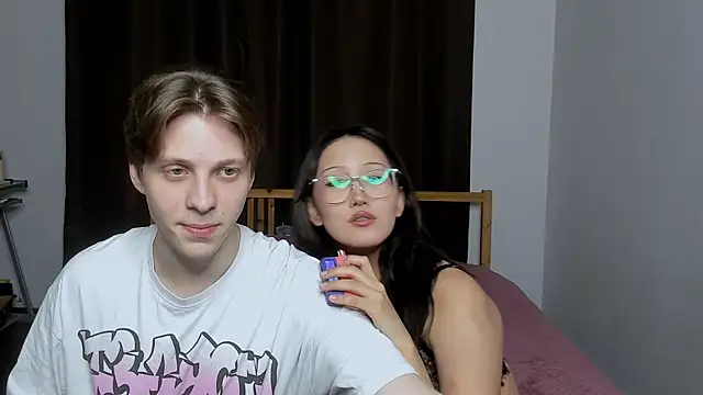 Blossomandbee online show from 3, 11, 2025