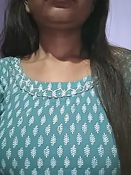 Snapshot of sneha_001 chatting on 22, 11, 2025 sneha 001 online show from 22, 11, 2025