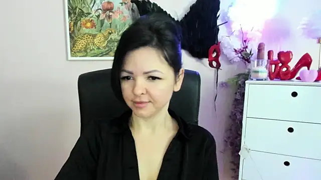 Mollybloom40 online show from 10, 3, 2026