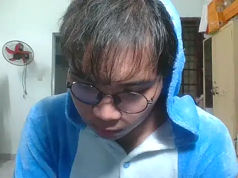 Snapshot of kave2033 chatting on 7, 11, 2025 kave2033 online show from 7, 11, 2025