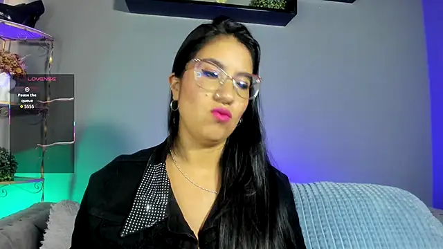 charlhot  online show from 8, 11, 2025