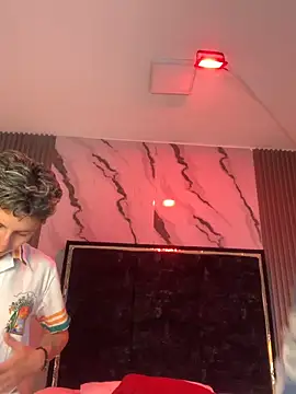 SsexCouplee online show from 24, 4, 2026