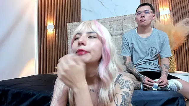 AnnieAndLeandro online show from 6, 2, 2026