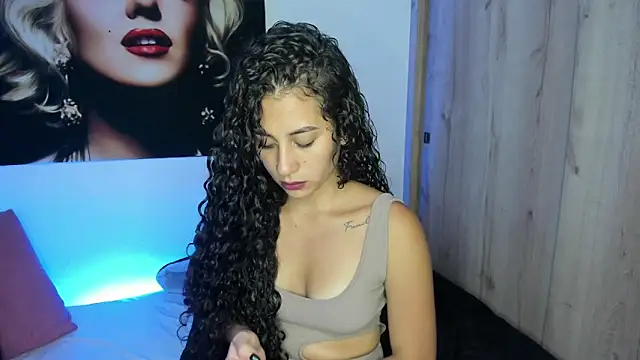 Snapshot of fernanda317 chatting on 7, 11, 2025 fernanda317 online show from 7, 11, 2025