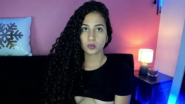 Snapshot of fernanda317 chatting on 20, 11, 2025 fernanda317 online show from 20, 11, 2025