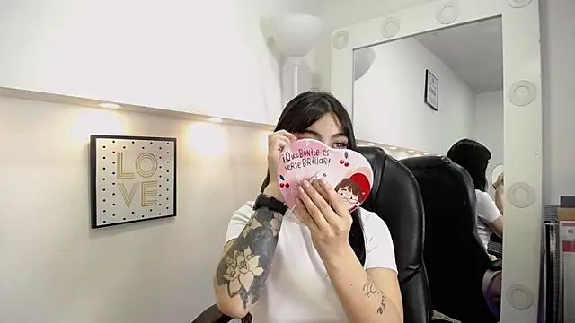 Grace Velle online show from 23, 10, 2025